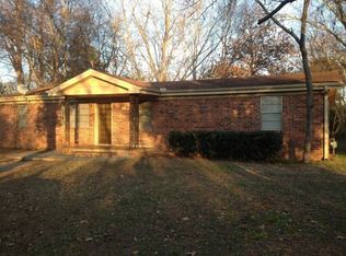 110 Pineland St, Daingerfield, TX 75638