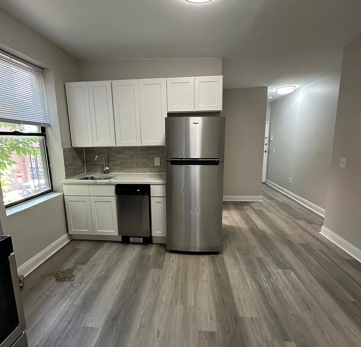 1 bed, 700 sqft, $1,925 — Photo 2