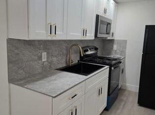 2174 NE 170th St #1, Miami, FL 33162