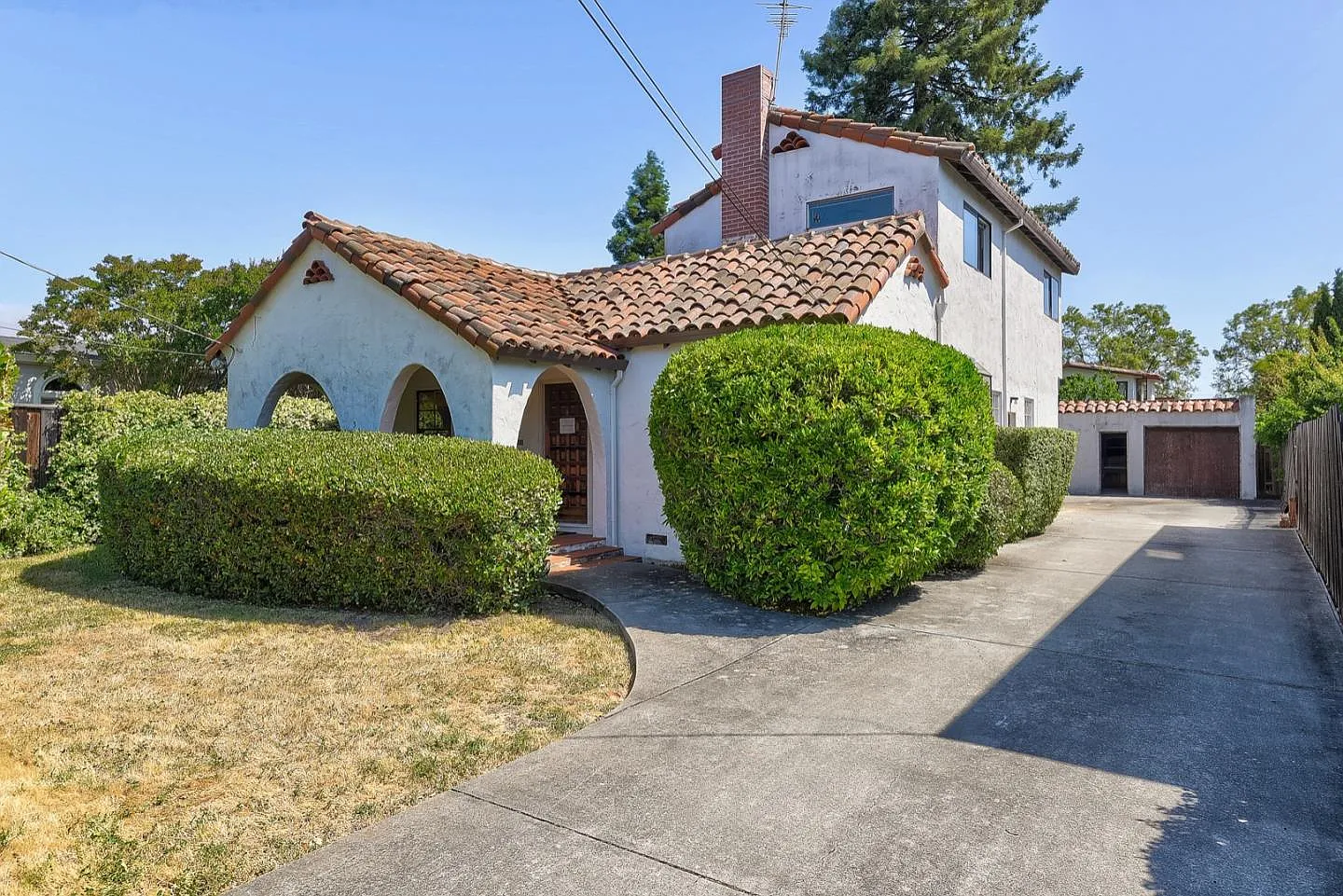 343 Jeter St photo 1