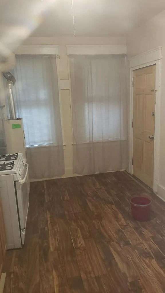 12 Tirrell St — Photo 4