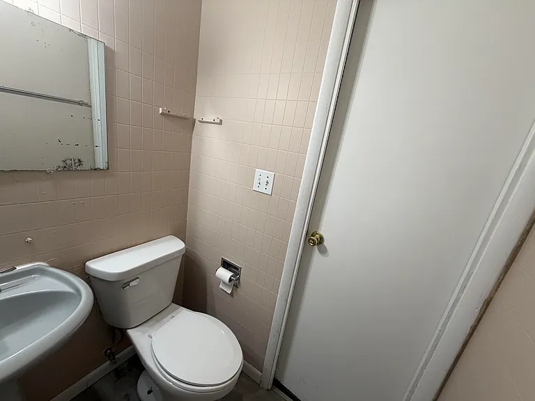 1505 Valleyview Ave — Photo 7