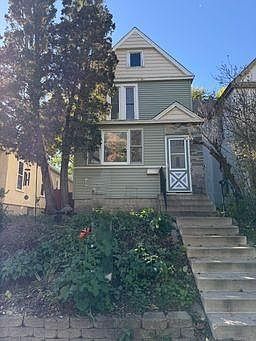 2nd image of 3522 14th Ave S