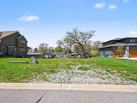 3rd image of 13526 Beach Pl