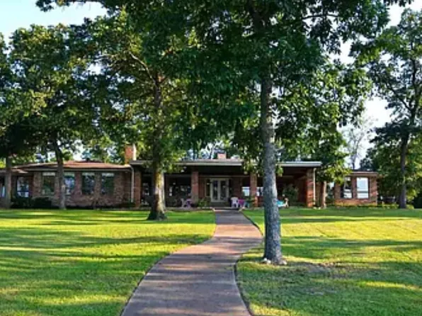 229 County Road 2135, Pittsburg, TX 75686