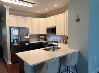 1815 Dogwood Rd APT 902, Charleston, SC 29414