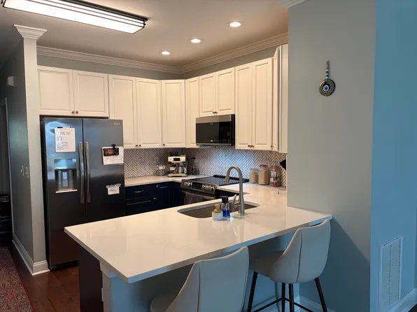 1815 Dogwood Rd APT 902, Charleston, SC 29414