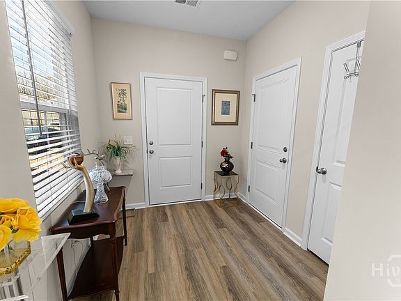 4th image of 232 Bircholt Grove