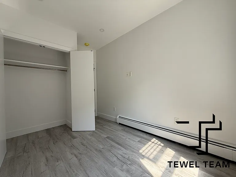120 E 116th St #3R — Photo 3