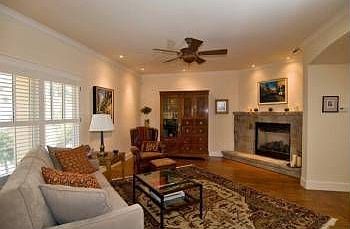 5th image of 106 Cottage Cove Ln