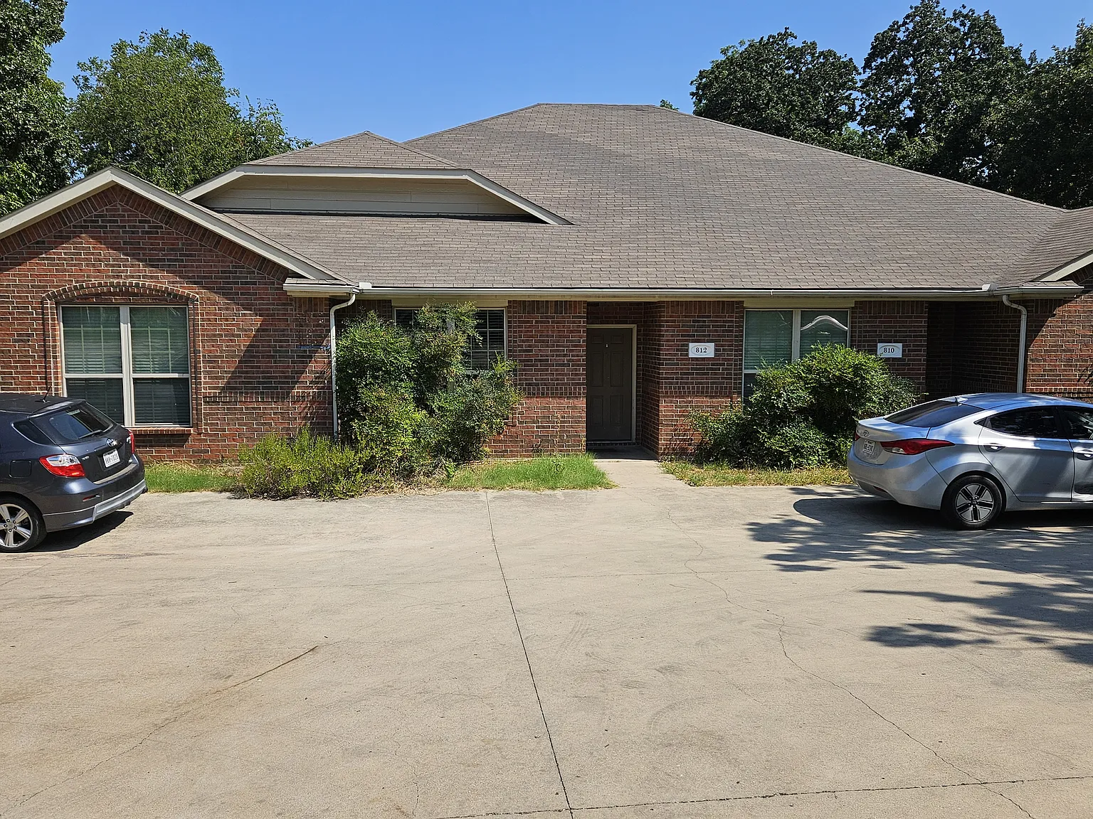 5 bed, 2010 sqft, $600 — Photo 1