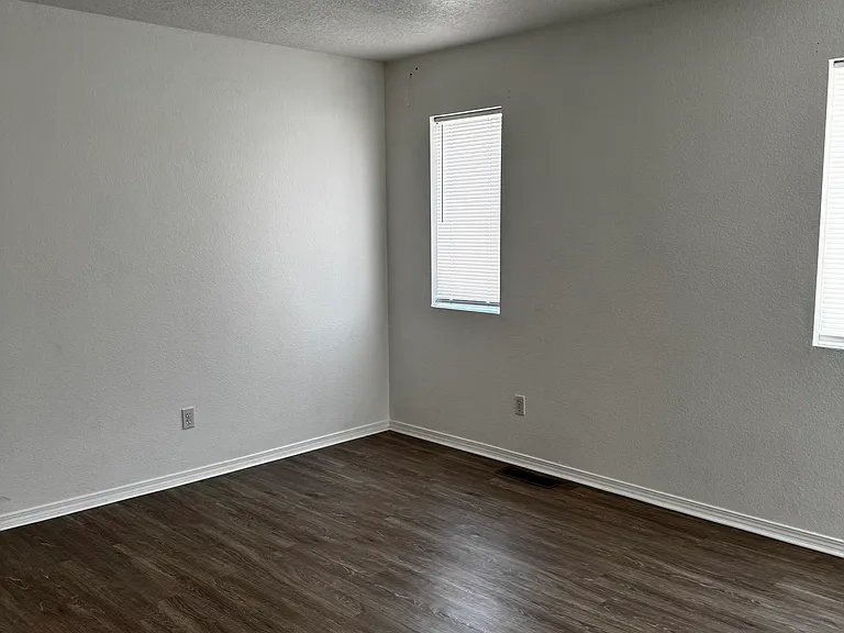 10927 Habanero Way SE — Photo 17