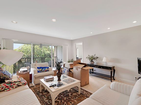 Home For Sale In Fountains