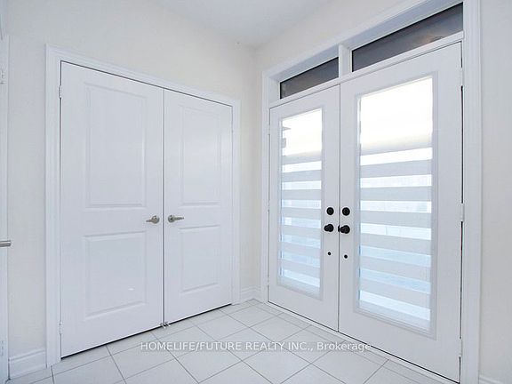 2nd image of 1359 Klondike Dr