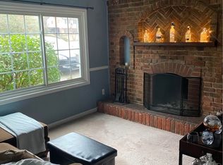 821 Adkins Rd, North Chesterfield, VA 23236