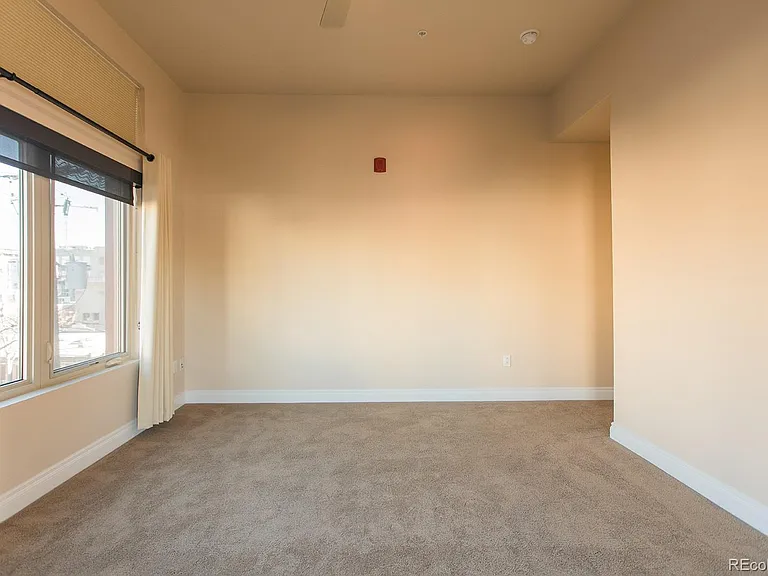 1120 Delaware St #512 — Photo 11