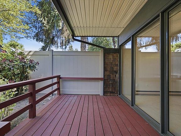 4th image of 9981 Millburn Ct