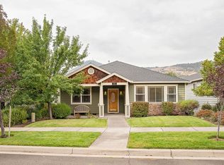 4679 Hathaway Dr, Medford, OR