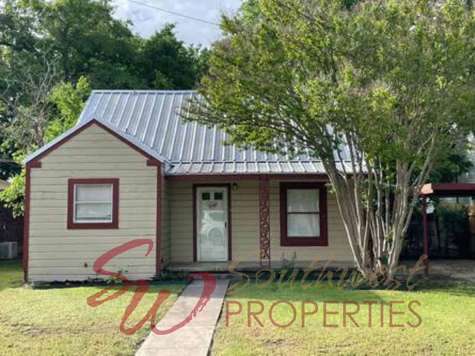 2 bed, 1.0 bath, 864 sqft, $1,500 — Photo 1