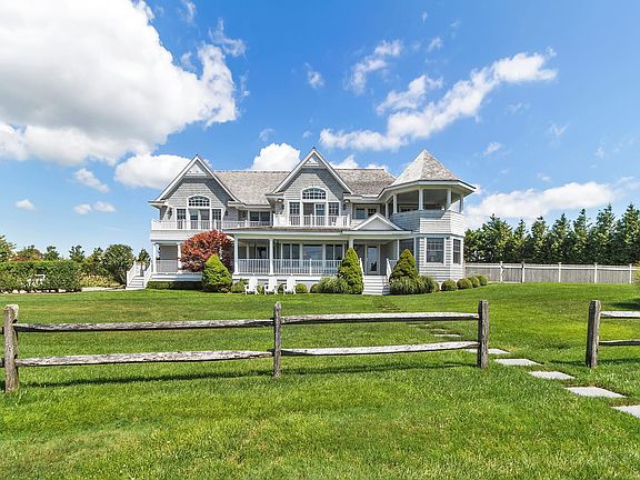 3rd image of 276 Oneck Ln