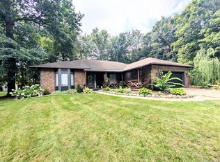 5251 Lin Hill Dr, Swartz Creek, MI 48473