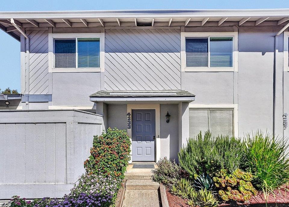 1st image of 4233 Topsail Ct