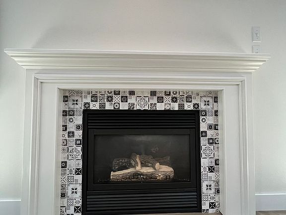 4th image of 5120 NE 76th Ave