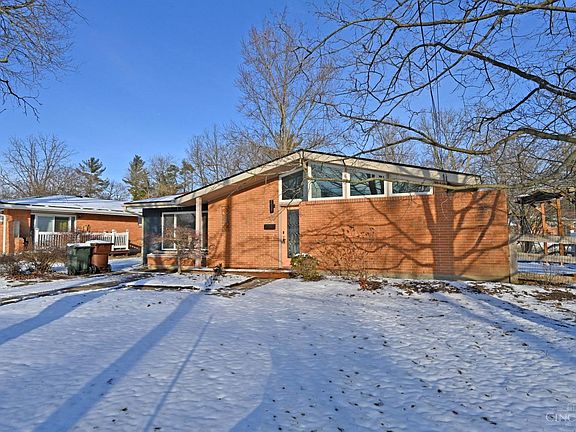 2nd image of 10950 Carnegie Dr