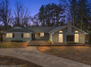 4361 Meadowlane Ct, Bloomfield Hills, MI 48304