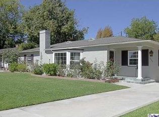 3633 Yorkshire Rd, Pasadena, CA 91107