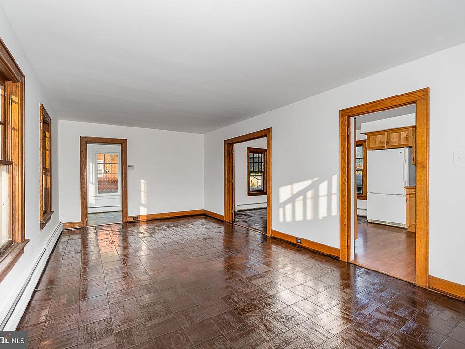 548 Center St, Millersburg, PA 17061 Zillow