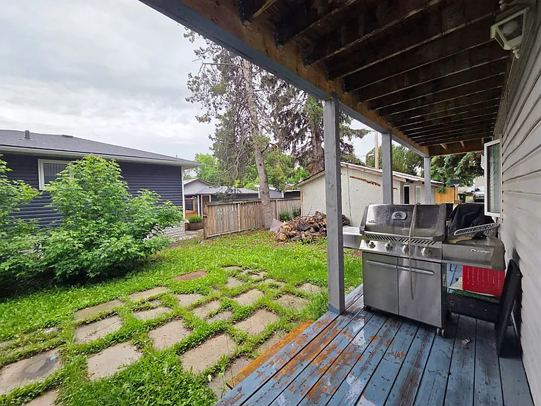 21 Langley Dr #UPPER — Photo 23