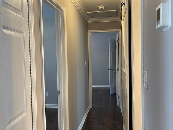 4th image of 7 Forest Ct