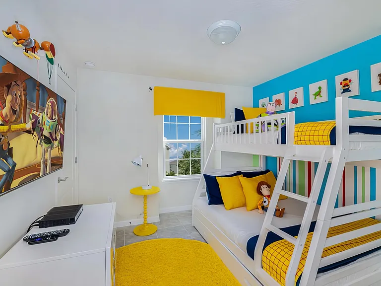 7427 Oakmoss Loop — Photo 12