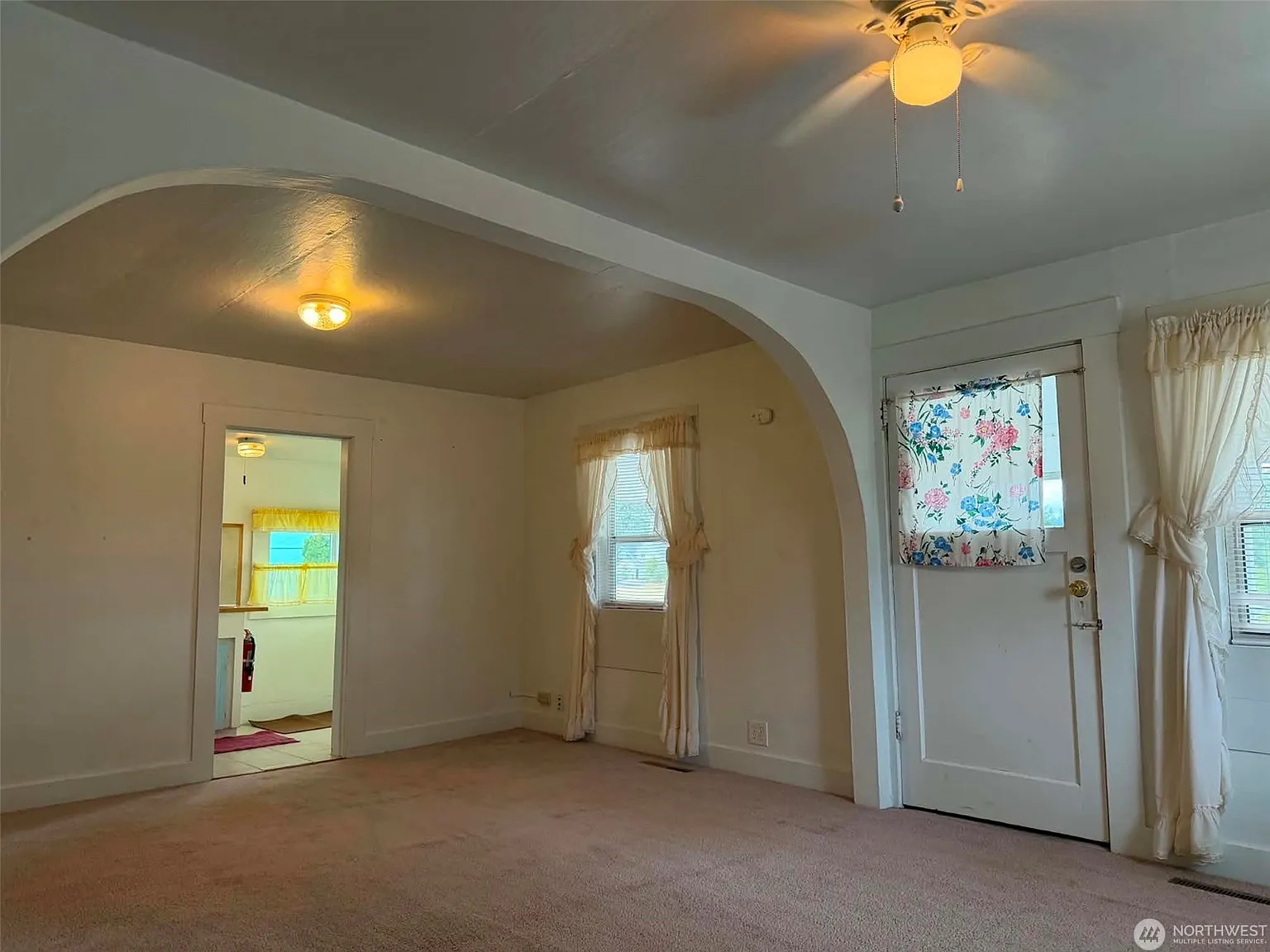 1 bed, 750 sqft, $1,425 — Photo 3