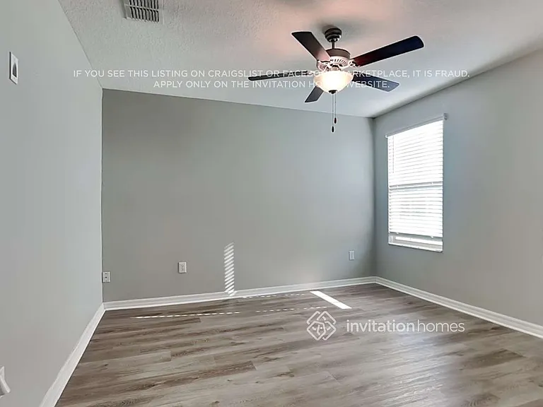 11908 Miracle Mile Dr — Photo 16