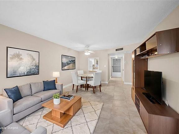 3rd image of 170 Turtle Lake CT #109