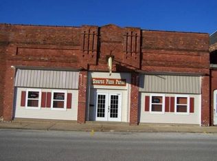 717 Mortimer St, Barry, IL 62312