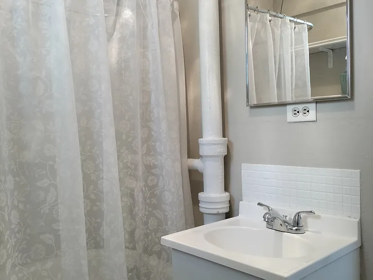 731 Kimbark St #2 — Photo 13