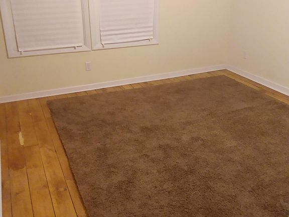 4th image of 806 Miller Ave APT 2
