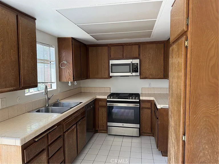 1161 S Paula Dr — Photo 6
