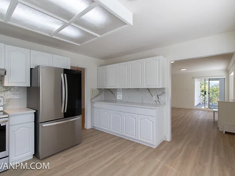 66XX Nolan St — Photo 25