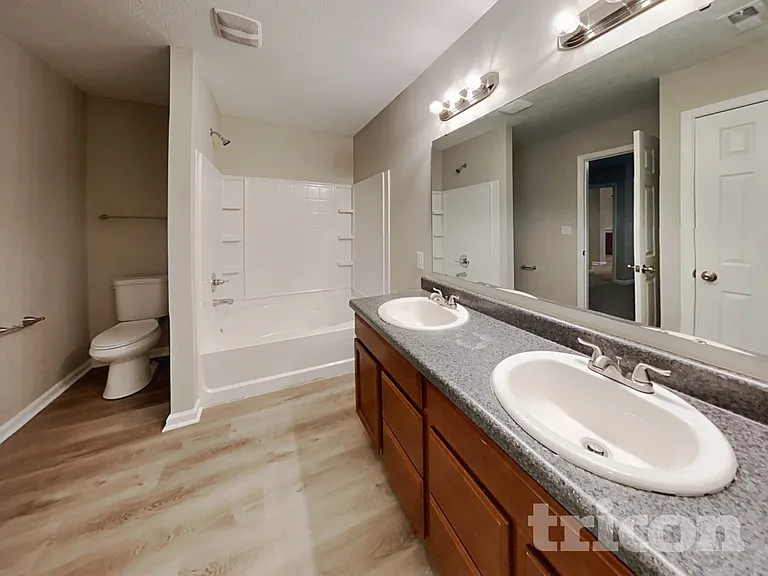 1263 Brookdale Ct — Photo 10
