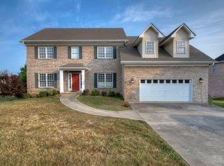 1408 Lake Ridge Sq, Johnson City, TN 37601