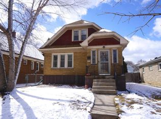 3829 S 52nd St, Milwaukee, WI 53220