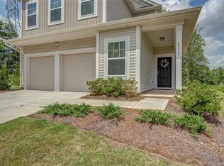 5117 Meadow Woods Dr, Lowell, NC 28098