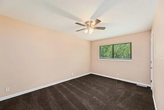 8524 Dryfield Dr — Photo 15