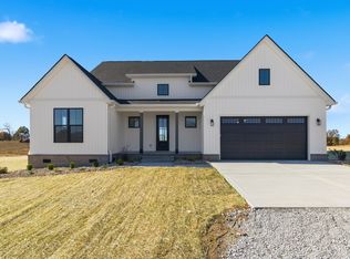 1515 Sewell Shop Rd, Winchester, KY 40391