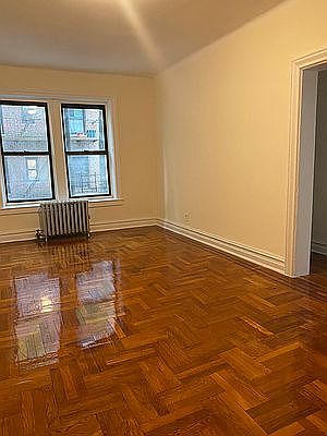 3rd image of 8360 118th St APT 5H