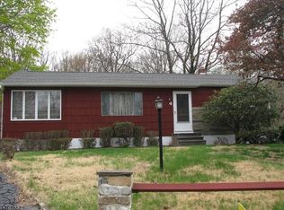 4 Berkley Rd, Hopatcong, NJ 07843